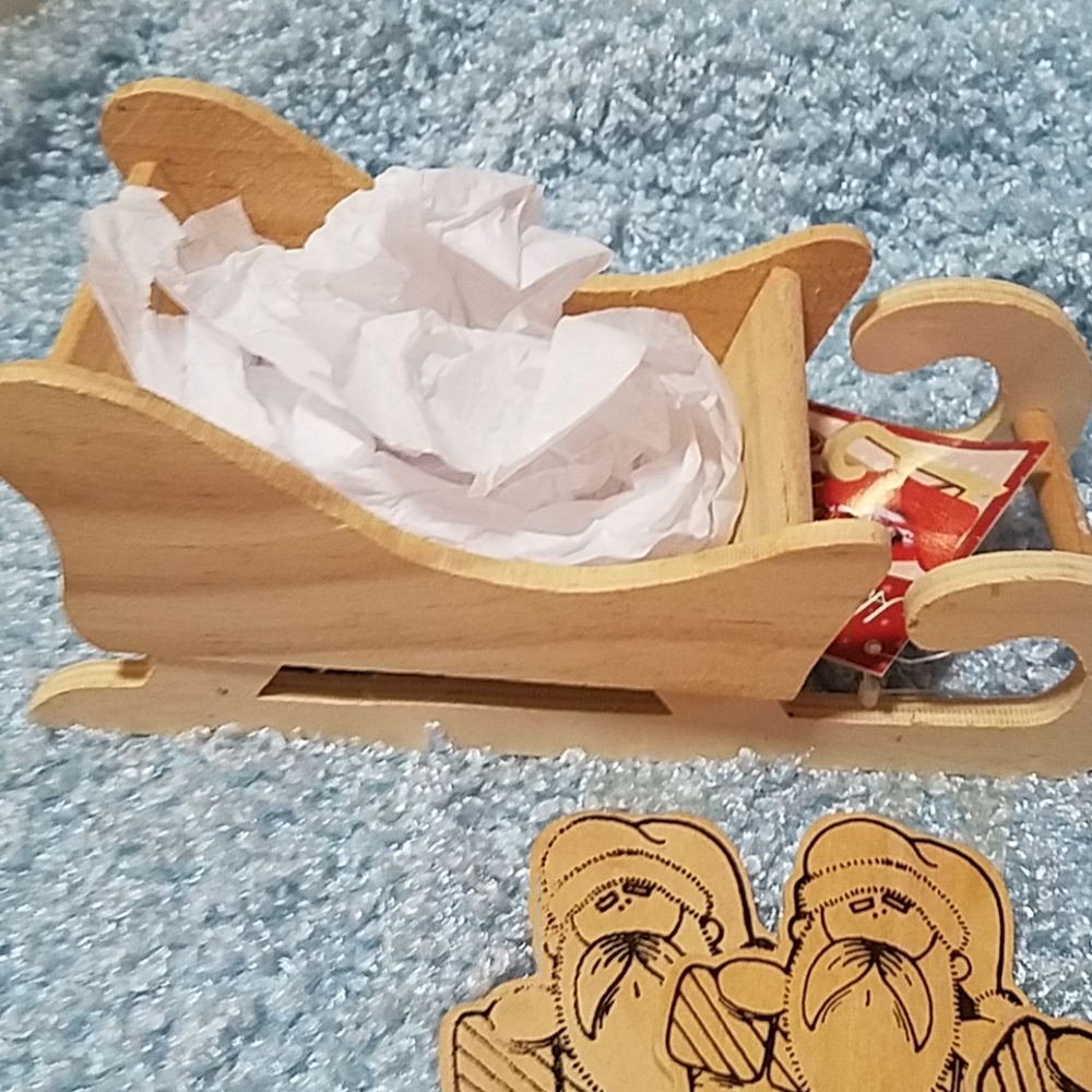 Holiday wooden craft bundle - Picture 3 of 8